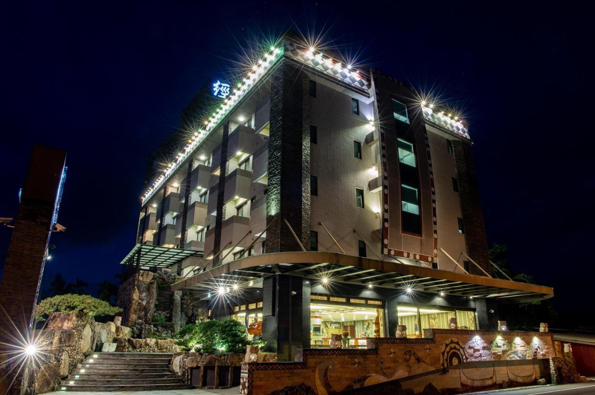 Classic Hotel Shvatan Nantou Exterior photo